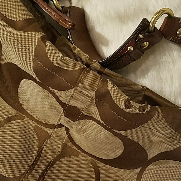 Authentic Coach Purse - Picture 7 of 8
